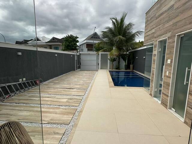 #4 - Casa para Venda em Rio de Janeiro - RJ