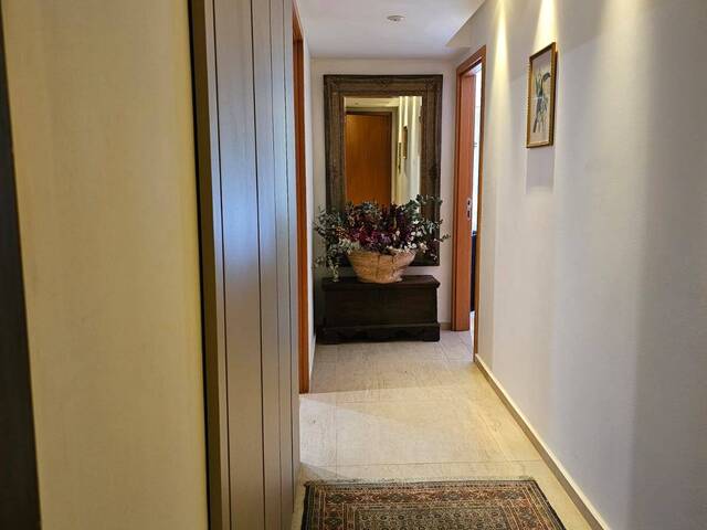 Apartamento para Venda em Petrópolis - 4