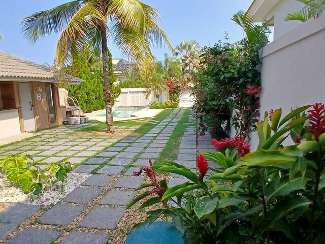 #10 - Casa para Venda em Rio de Janeiro - RJ