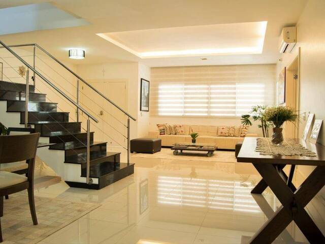 #28 - Casa para Venda em Rio de Janeiro - RJ